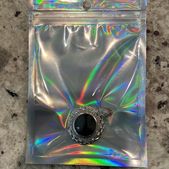 Vintage Moissanite crown round pendant with faceted onix set in 925 Silver - Picture 9 of 9